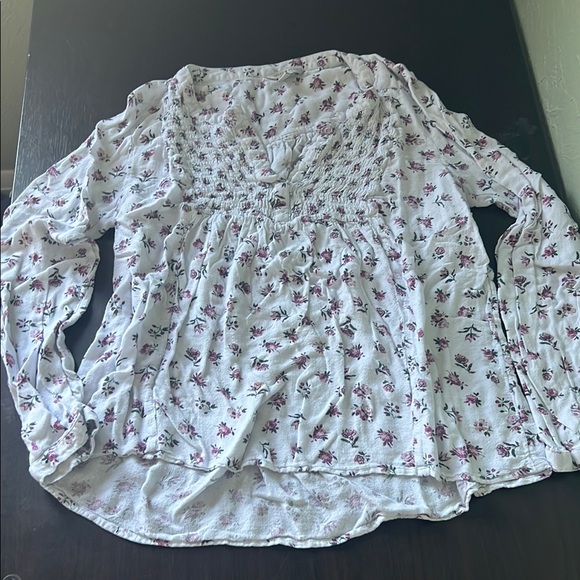 Lucky Brand medium Floral Smocked Women's Top - Picture 1 of 4